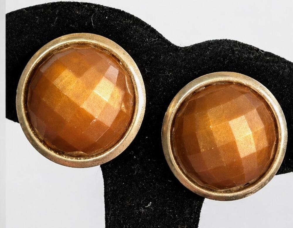 Vintage Brown Clip-on Earrings 1” Faceted Lucite Gold-tone Domed bk224